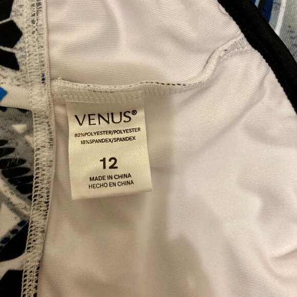 NWOT, Excellent Condition Swim Set, SZ 12 Bralette, SZ 10 Boyshorts - Picture 5 of 6